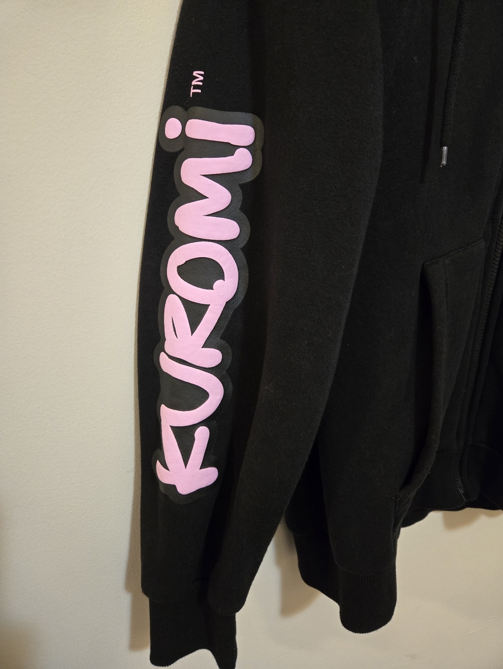 Forever 21 Black Zip-Up Kuromi Hoodie with Pink Sleeve Accent - Picture 3 of 8
